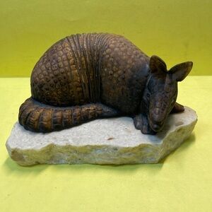 Vintage Maigon Daga Armadillo Mid Century Modern Art Deco Studio Pottery Signed